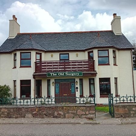 Old Surgery Guest House Ullapool Exterior photo